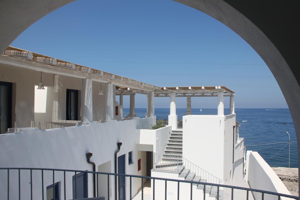 Hotel Cutimare - Aeolian Charme Acquacalda Exterior photo